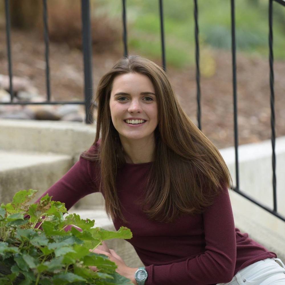 Meet your Posher, Chloe